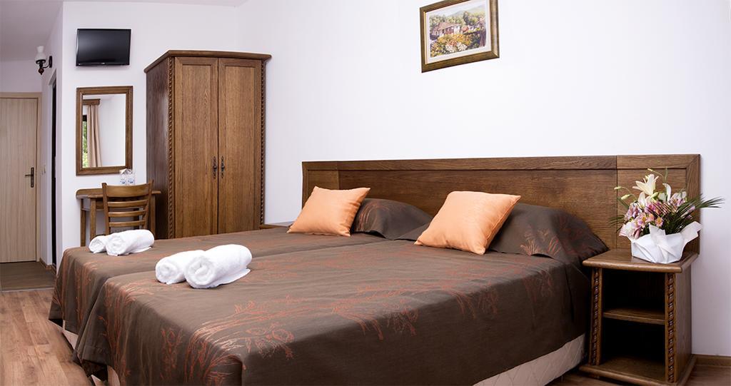 Strannopriemnitsa Guest House Bozhentsi Rum bild