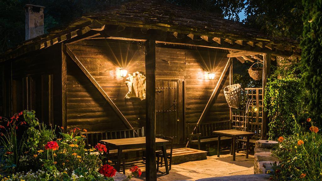 Strannopriemnitsa Guest House Bozhentsi Exteriör bild