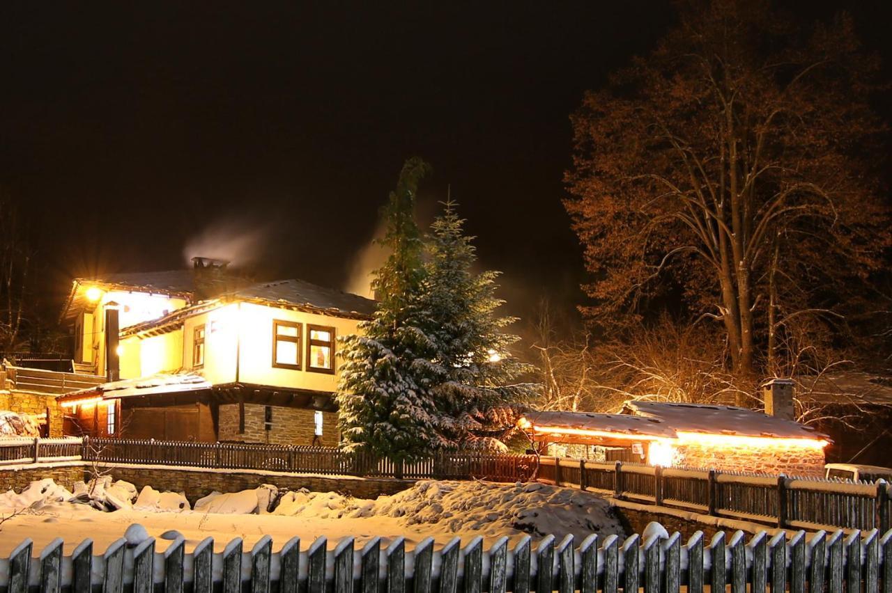 Strannopriemnitsa Guest House Bozhentsi Exteriör bild